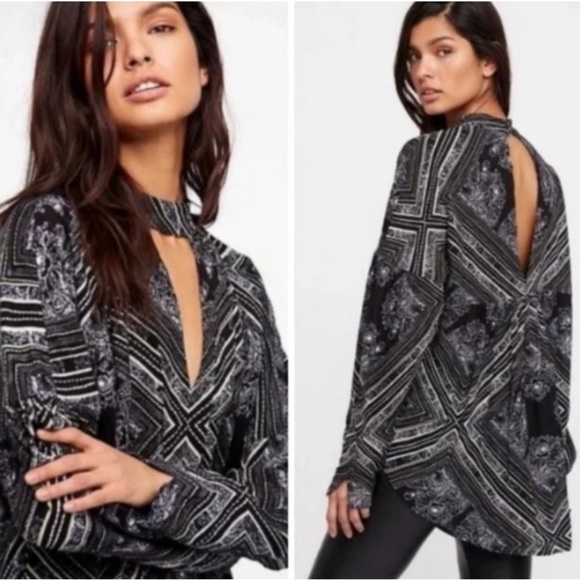 Free People Walking On A Dream Black Tunic Blouse Open Back size Medium - Picture 2 of 7